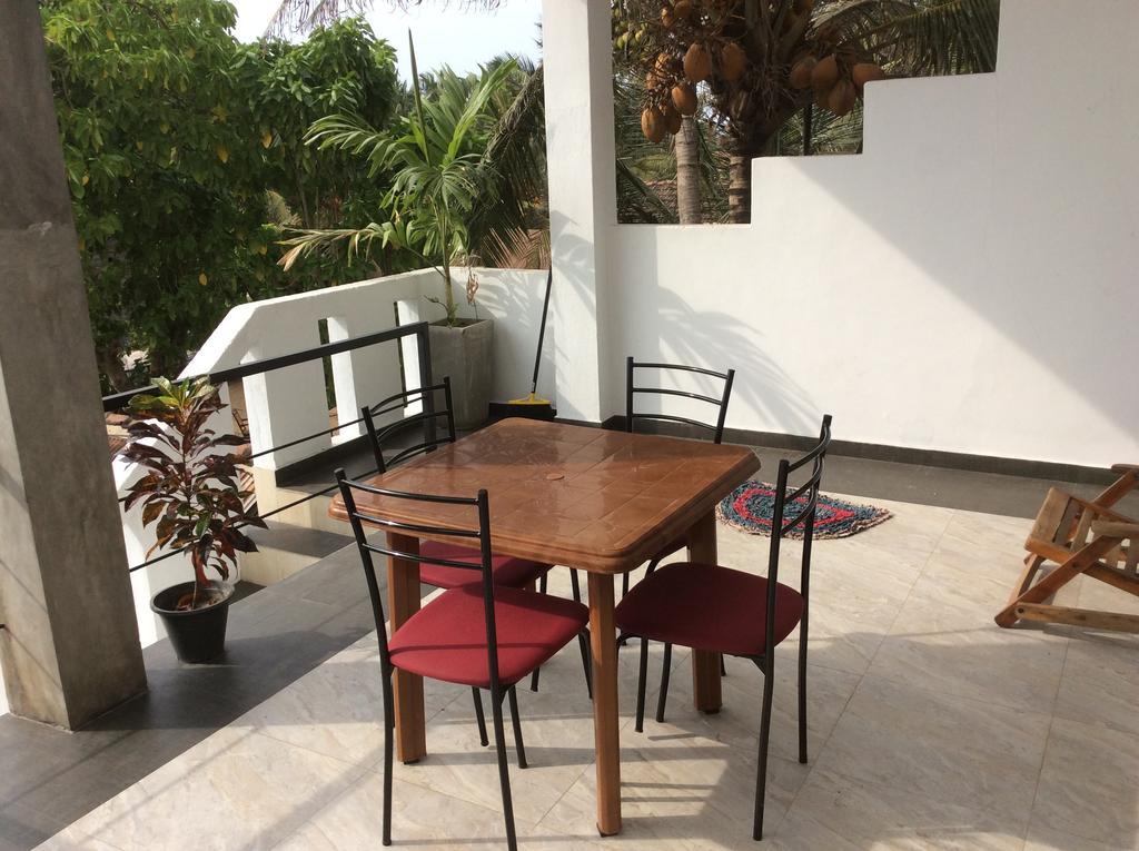Petit Guest House Negombo Room photo
